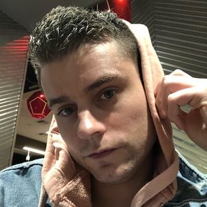 Meet your Posher, Marc